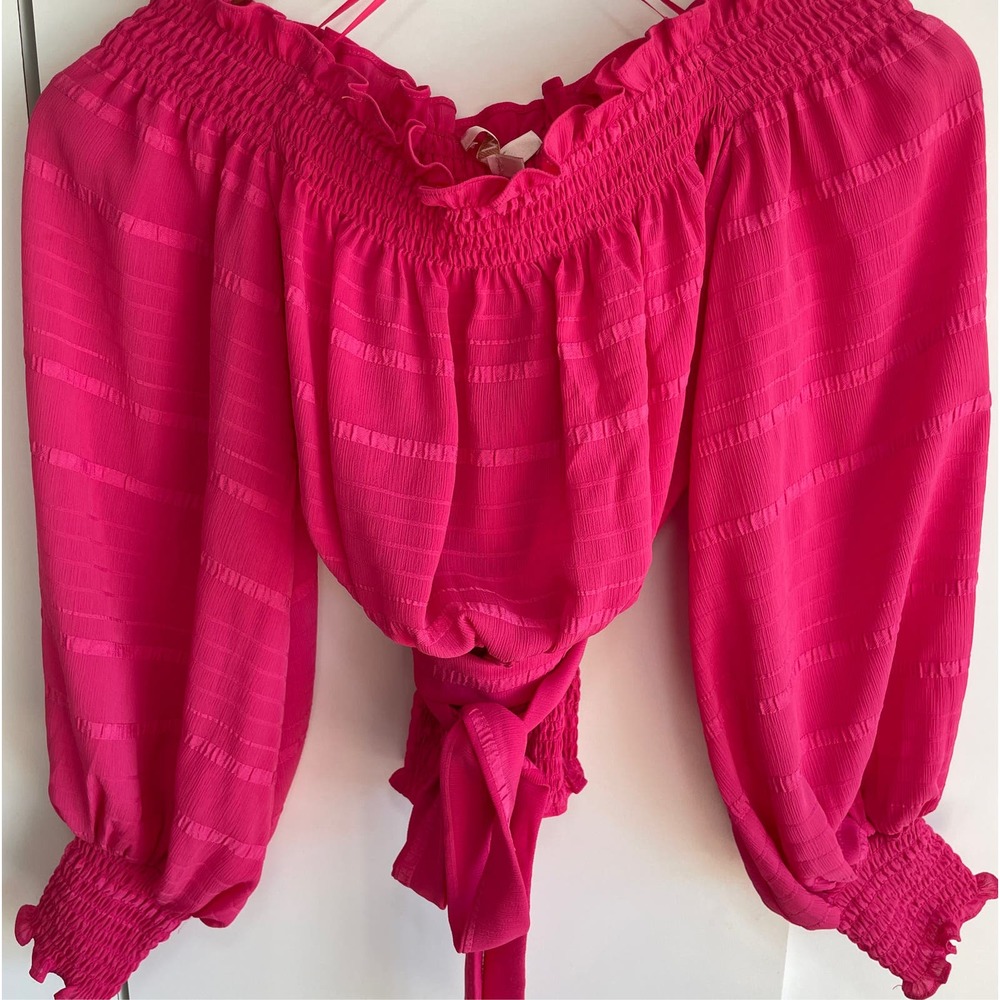 WAYF off the shoulder Blouse